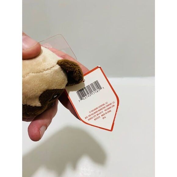 Hallmark 2016 Love Pug Plush with Pink Tutu and Tiara Girls Mini Stuffed Animal - Picture 7 of 10